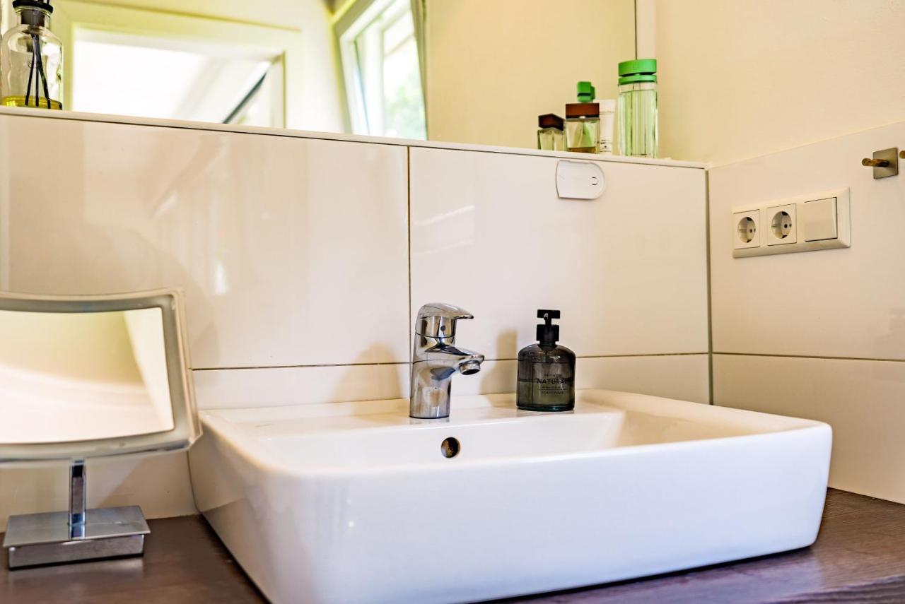 Schoenes Zimmer Nr 3 In Leer Ortsteil Nuettermoor Apartment Nuttermoor ภายนอก รูปภาพ